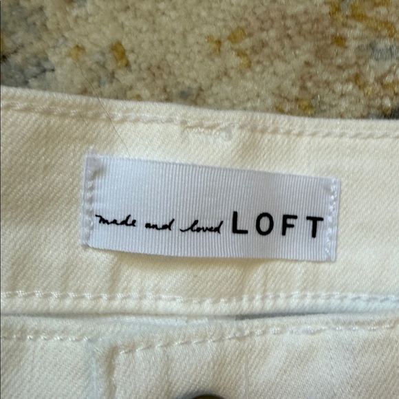 LOFT NWT White Mid-Rise Petite Skinny Jeans, 27” Waist, 24 1/2” inseam - Picture 4 of 9